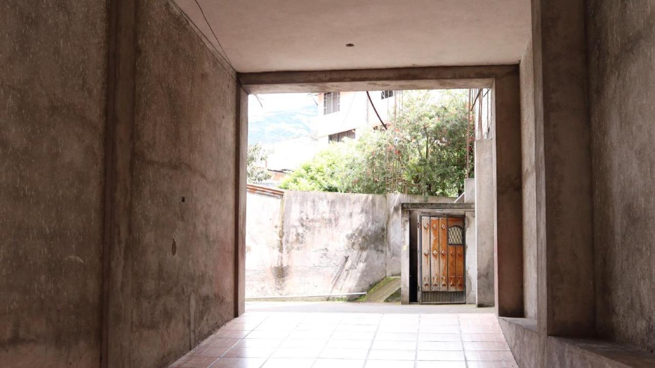 Hostal Casa Montoya Baños Exterior foto